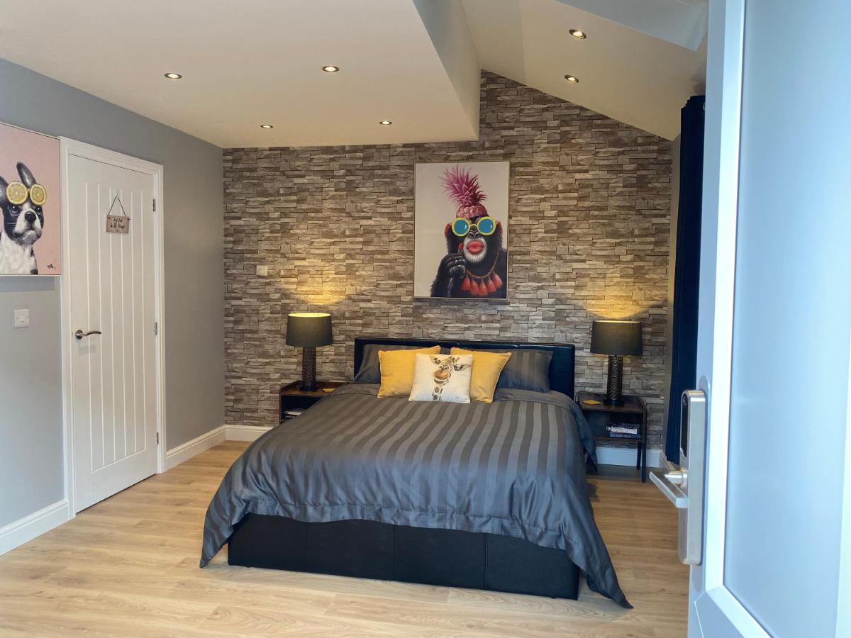 Modern Luxury 1 Bed Apartment With Parking Near Stansted Airport Stansted Mountfitchet Exterior photo