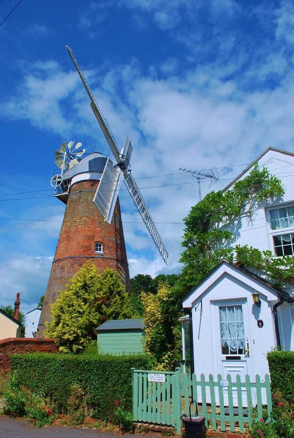 Modern Luxury 1 Bed Apartment With Parking Near Stansted Airport Stansted Mountfitchet Exterior photo